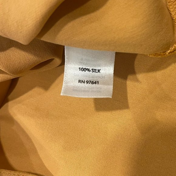 J.Jill Women's Peach 100% Silk‎ Button Up Long Sleeved Shirt, Size L - Picture 6 of 7